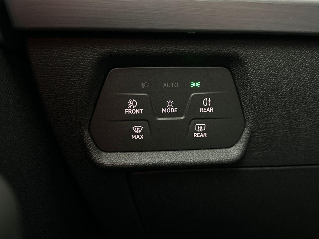 Seat Leon sportstourer fr phev first edition 1.5 tsi ehybrid 150kw / 204p