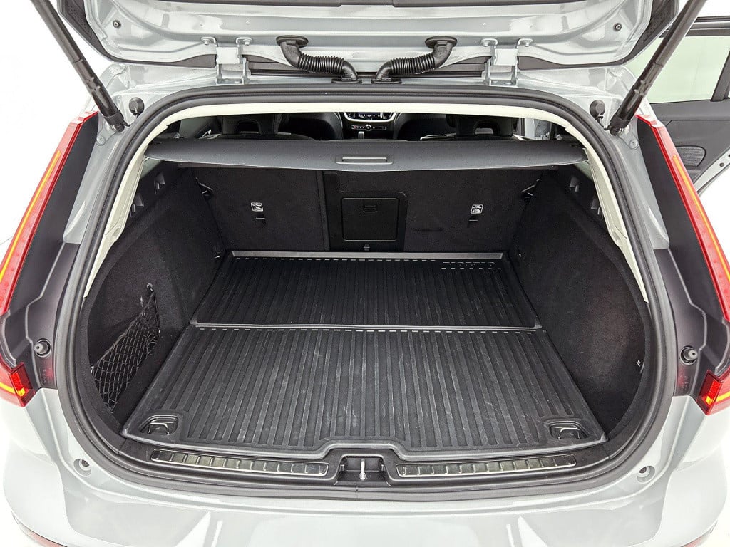 Volvo V60 2.0 b3 core | automaat | navigatie | climate control | camera | p