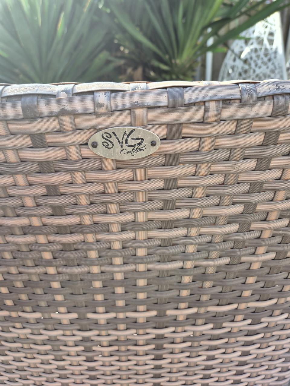 GRATIS 6 wicker tuinstoelen!