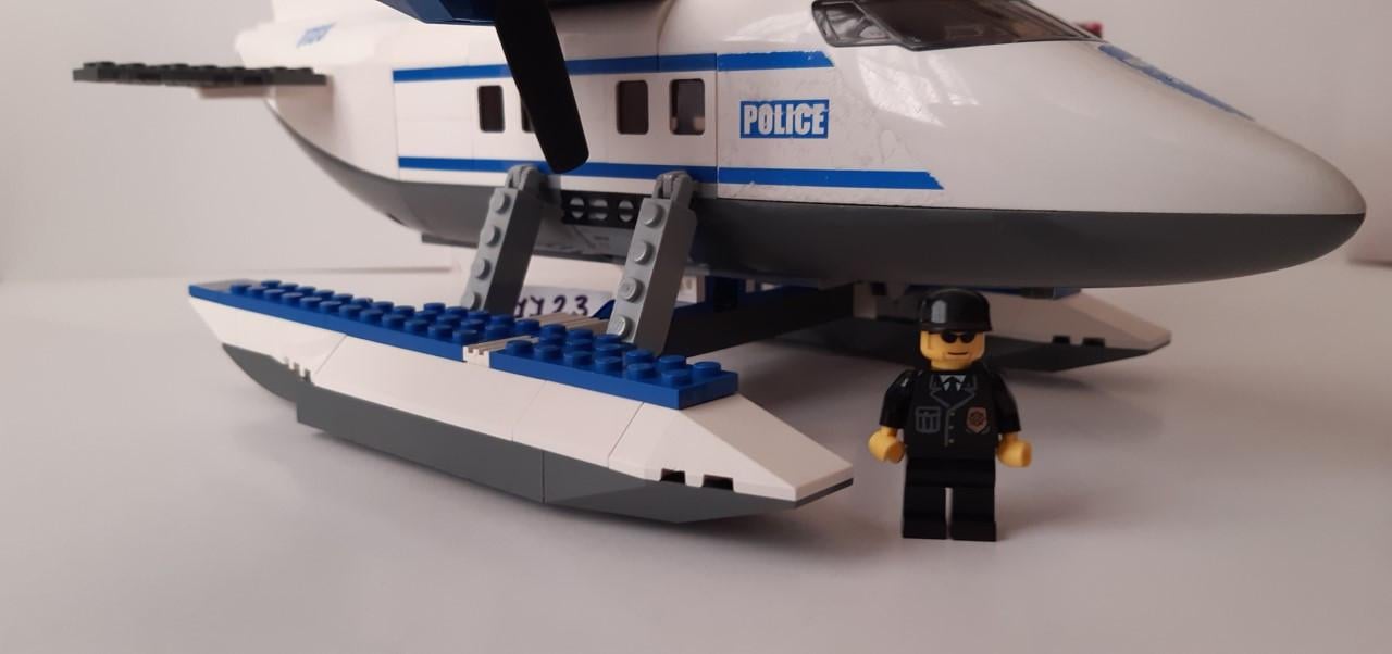 Lego City 7723: Politie watervliegtuig met piloot