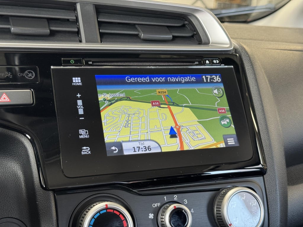 Honda Jazz 1.5 i-vtec dynamic automaat | navigatie | trekhaak | camera | st