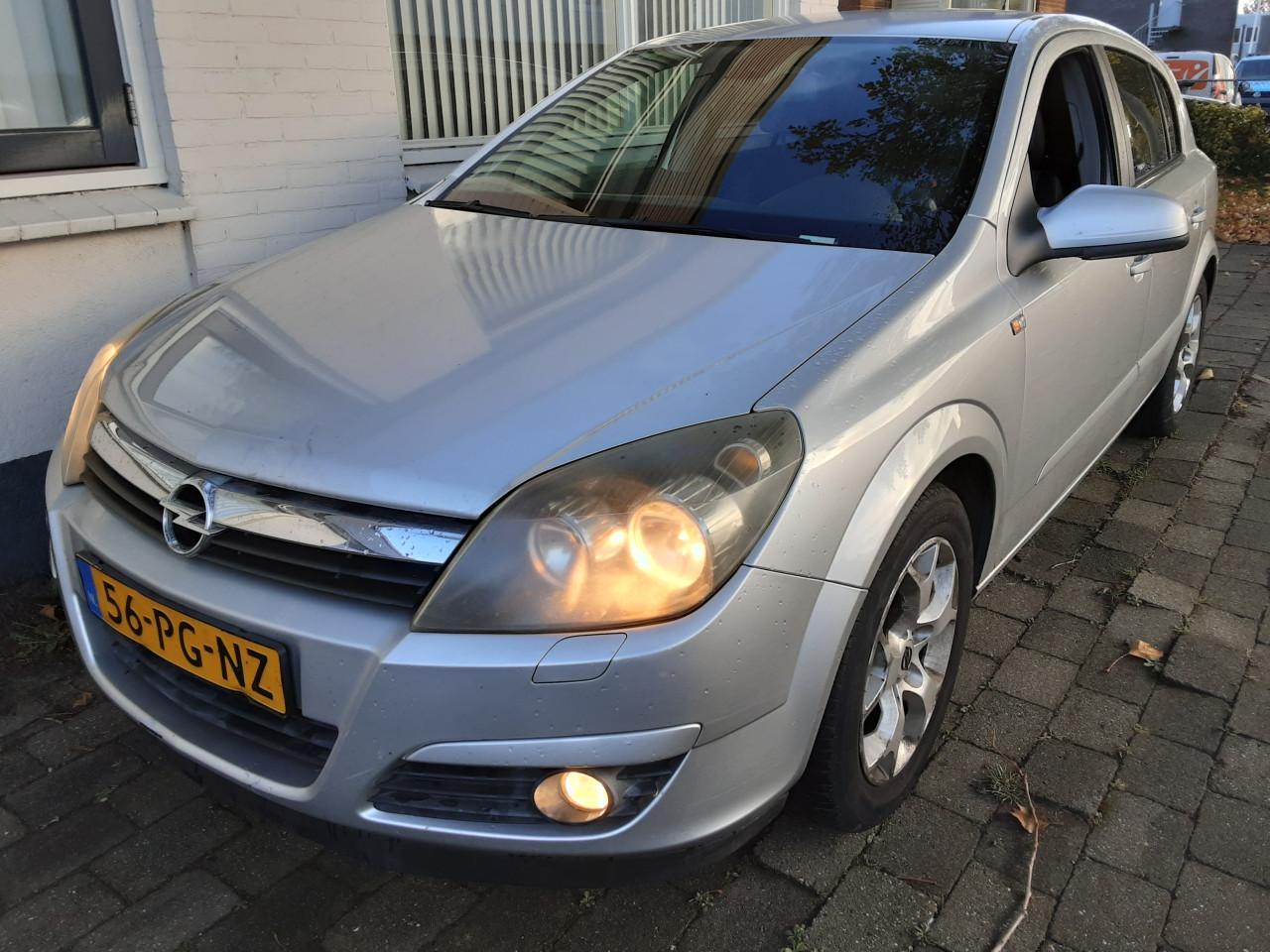 Opel Astra 1.8 Cosmo