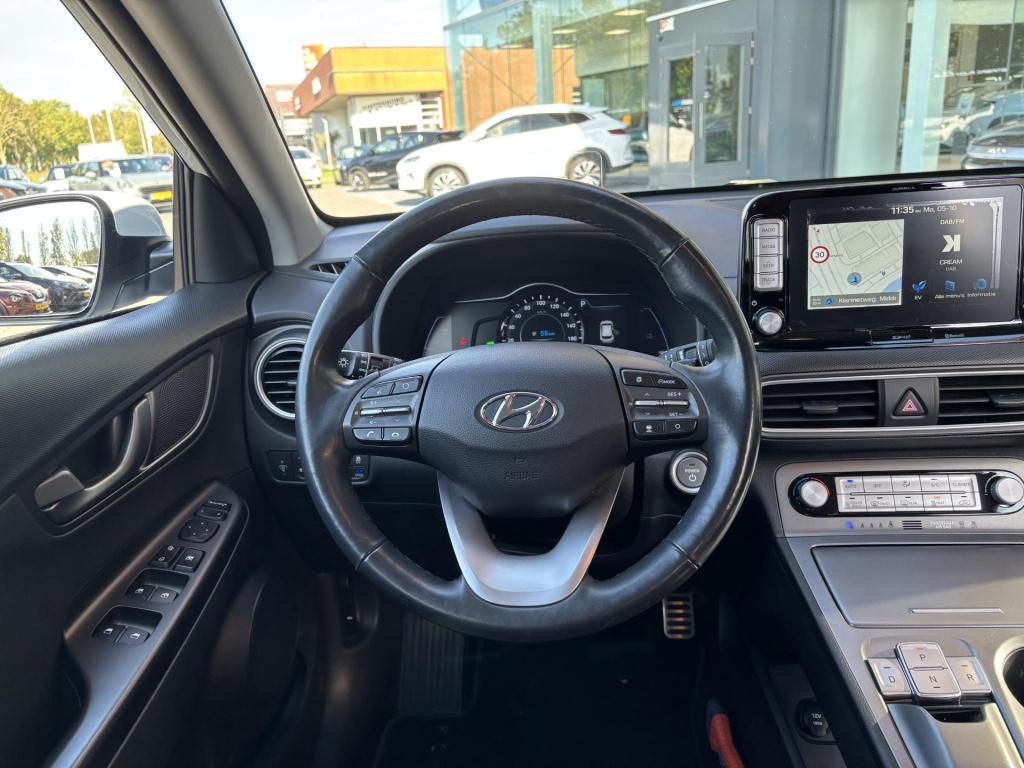 Hyundai Kona ev premium 64 kwh