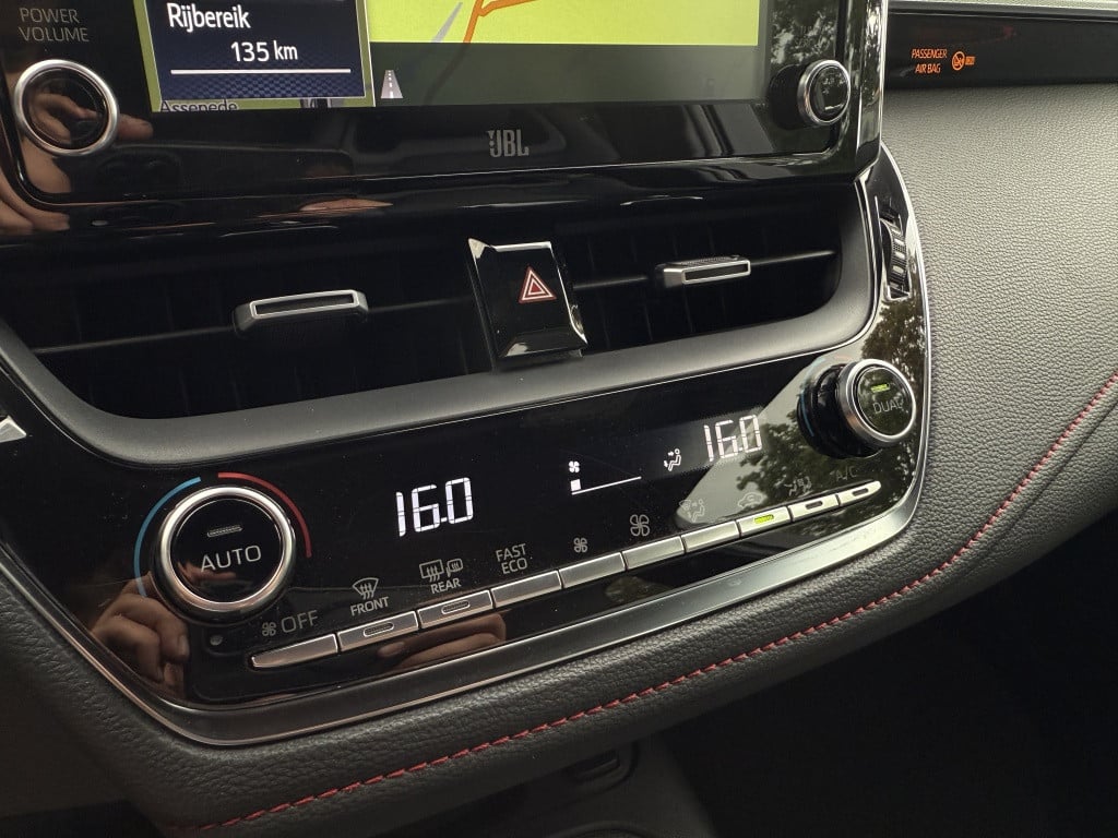 Toyota Corolla Touring Sports 2.0 hybrid executive // 185pk // jbl audio //