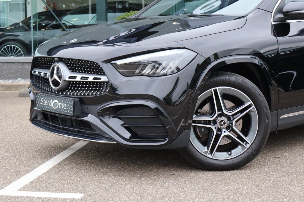 Mercedes-Benz Gla-klasse 250 e edition amg line l facelift l panoramadak l 