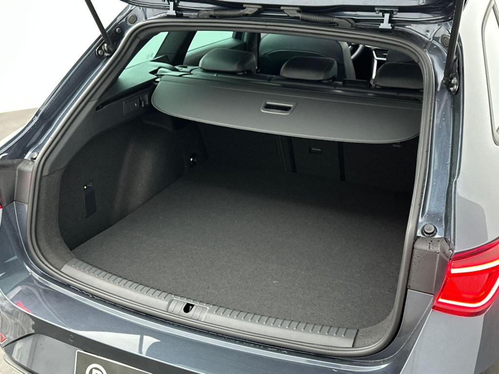 Seat Leon sportstourer fr business 1.5 tsi ehybrid 150 kw / 204 pk statio