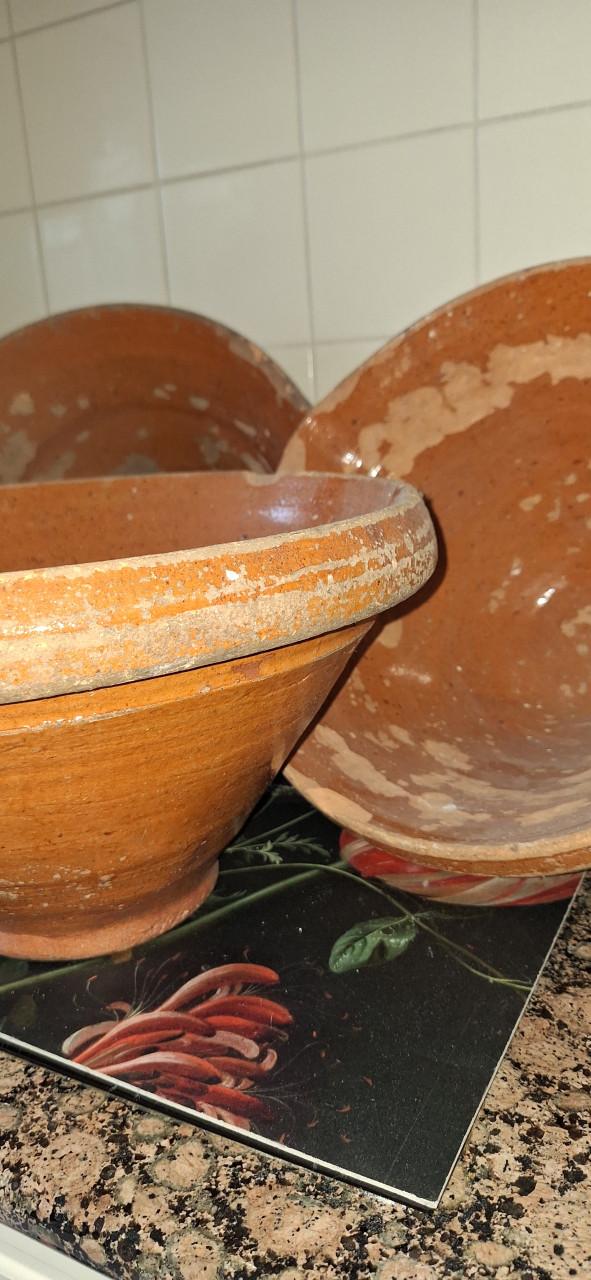 Het huis moet leeg. Schuurverkoop.