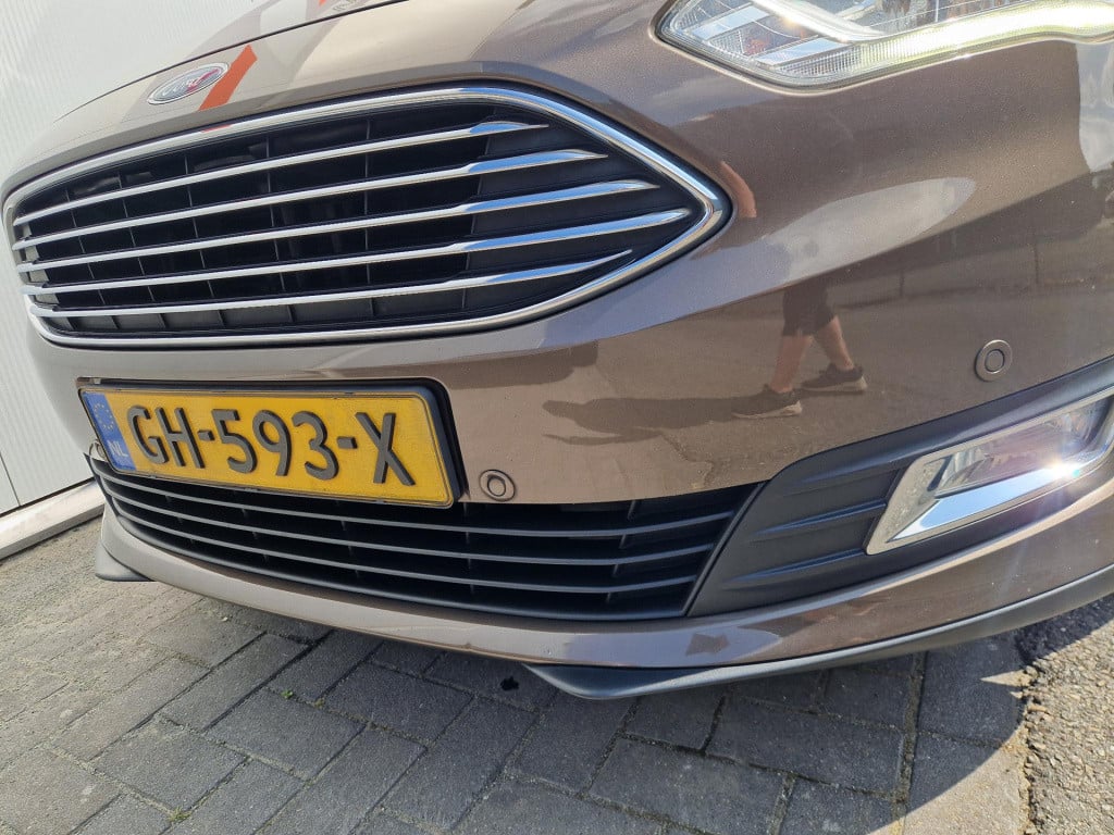 Ford Grand C-max 1.0 titanium