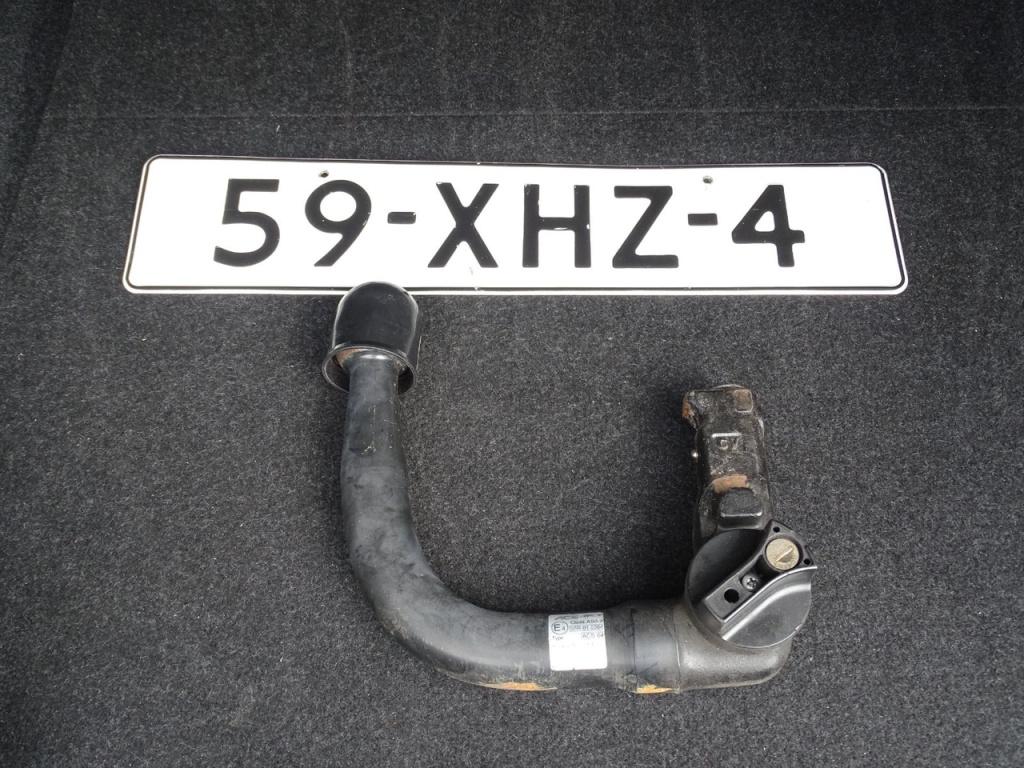 BMW 3-serie 320i executive automaat | 18" | afn. trekhaak | bluetooth