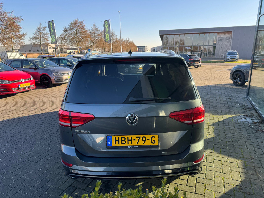Volkswagen Touran 1.5 tsi highline business r 7p * navigatie * camera * car