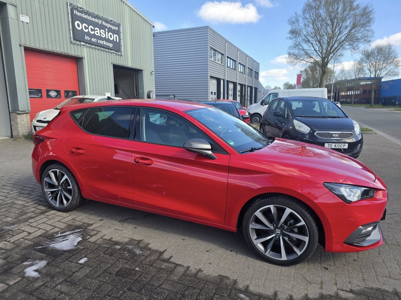 Super mooie !!!!! Seat leon 1.5e tsi FR Business intense  Bj 2022  Km14500