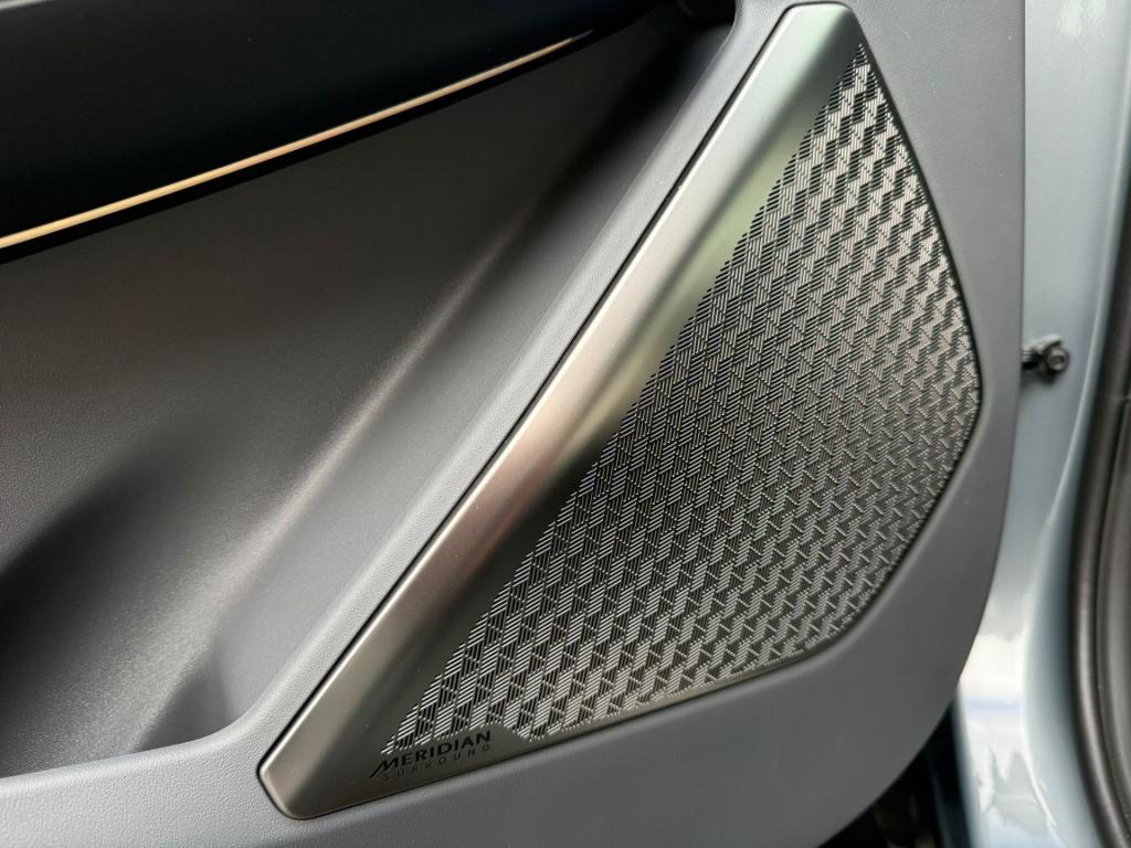 Kia Ev9 gt-line awd 99.8 kwh | premium audio | 7 zits | schuif kantel dak |