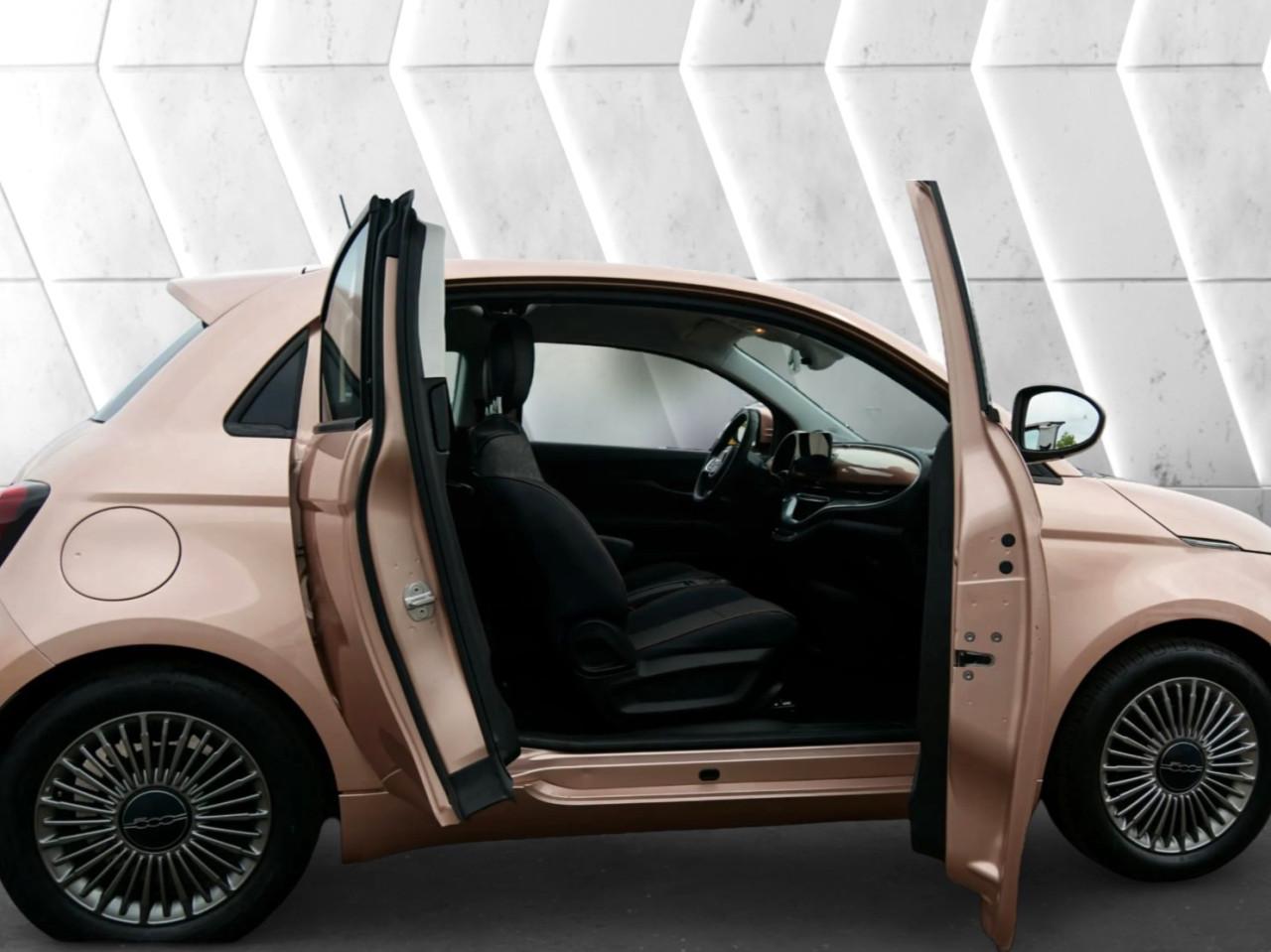 Fiat 500 3+1 Icon 42 kWh rijklaar incl garantie 92.0% SOH