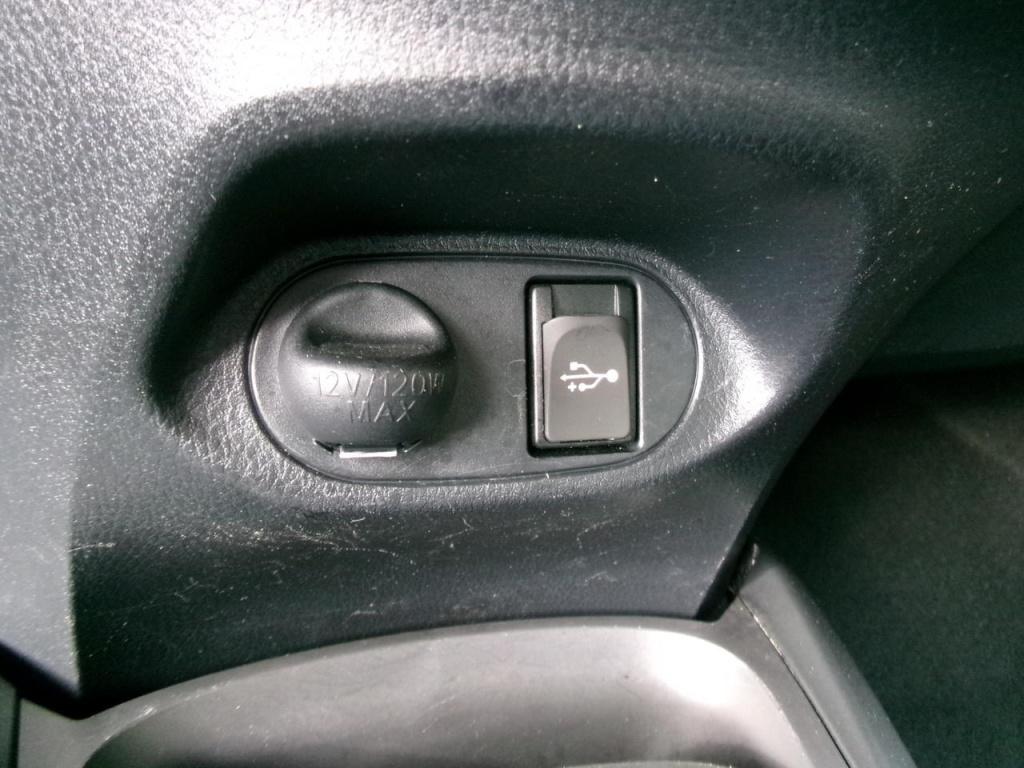 Toyota Yaris 1.5 hybrid clima, camera, multimedia, bluet.