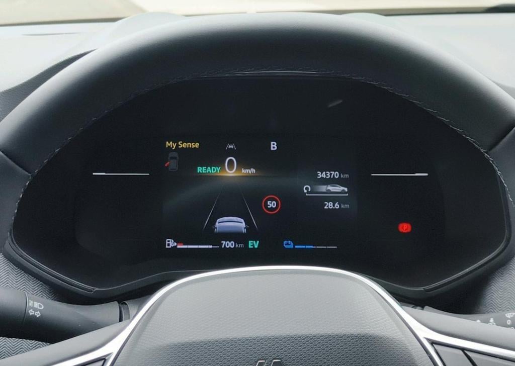 Renault Clio 1.6 e-tech full hybrid 145 techno