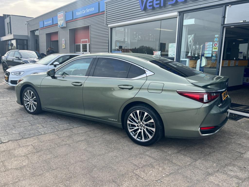 Lexus Es 300h luxury line , elektrisch panodak enz..