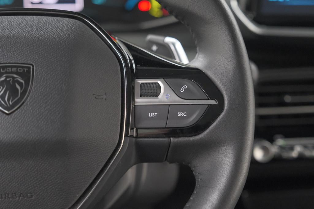 Peugeot 208 1.2 hybrid 110 e-dcs6 style | parkeersensoren | apple carplay |