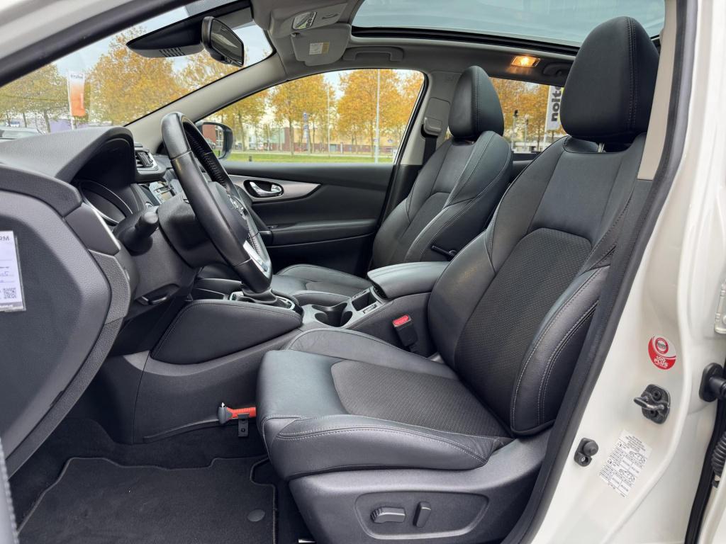 Nissan Qashqai 1.3 dig-t tekna automaat incl. trekhaak!