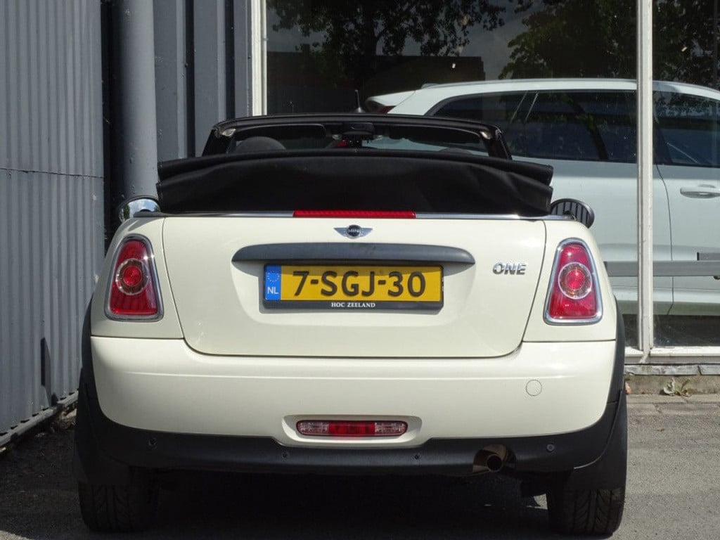 Mini One Cabrio mini 1.6 pepper navi | stoelverwarming