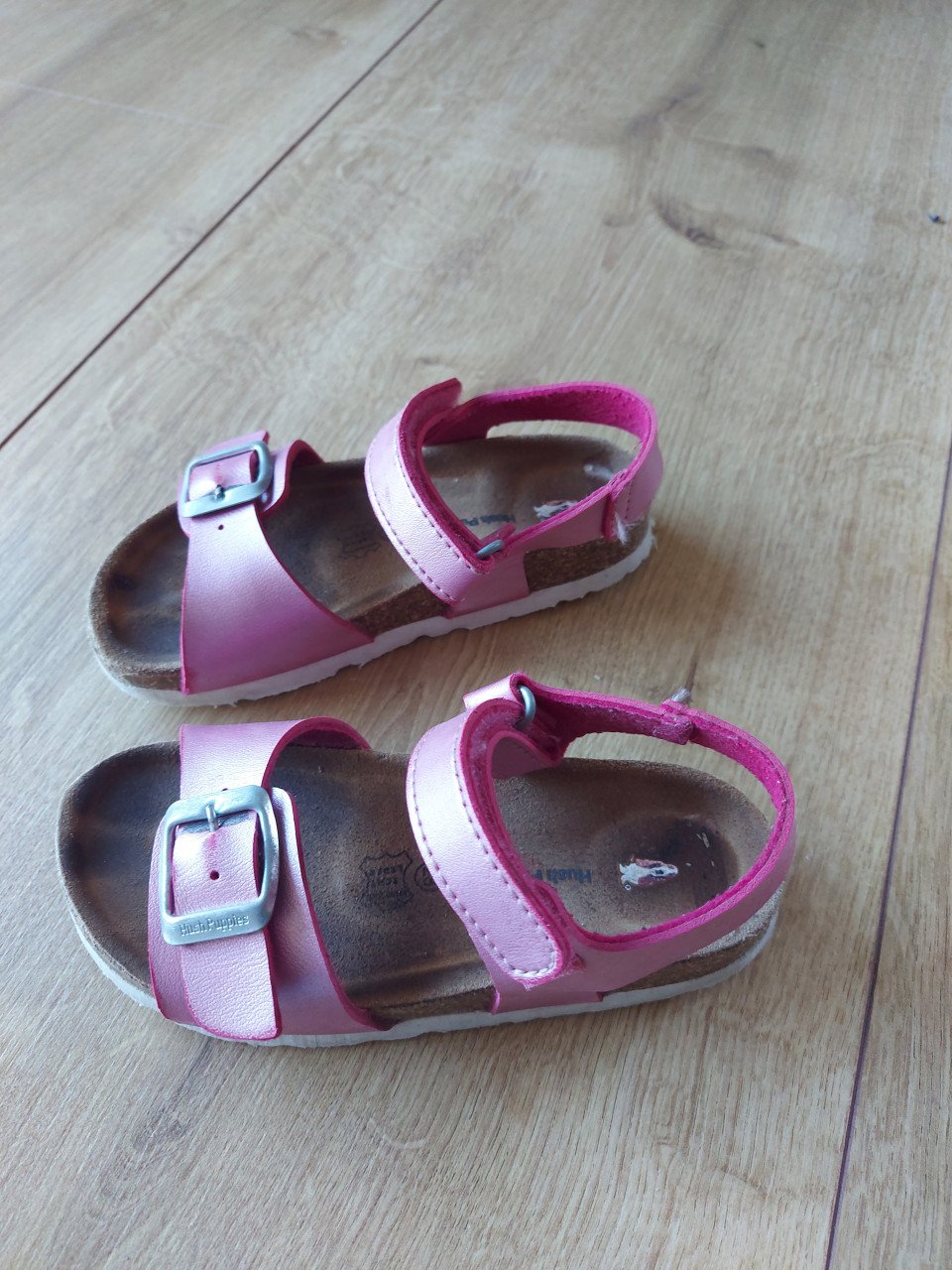 Leuke z.g.a.n. Hush Puppies roze sandalen (maat 28)