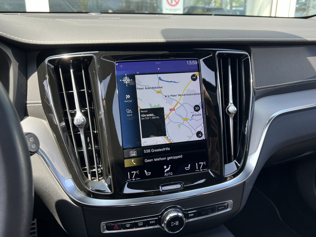 Volvo V60 t6 398pk recharge r-design| panodak| adap.cruise| trekhaak| awd|