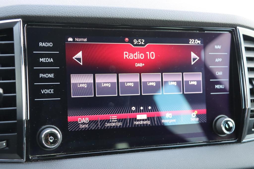 Skoda Karoq 1.5 tsi sportline business dsg7 150pk