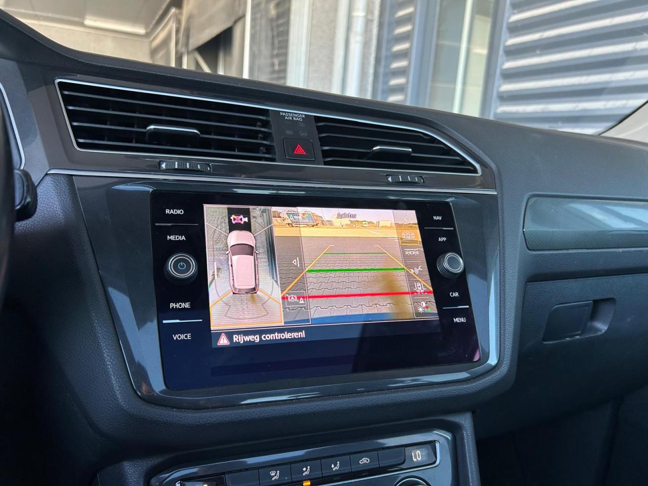 Volkswagen Tiguan 2.0 TDI 4Motion R-Line|CARPLAY|PANO|DSG|