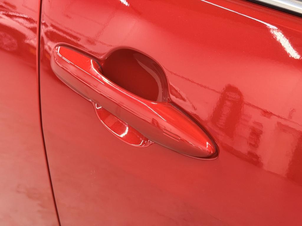 Toyota Yaris 1.5 hybrid executive| jbl| hud| ada.cruise| stoel+stuur.verw