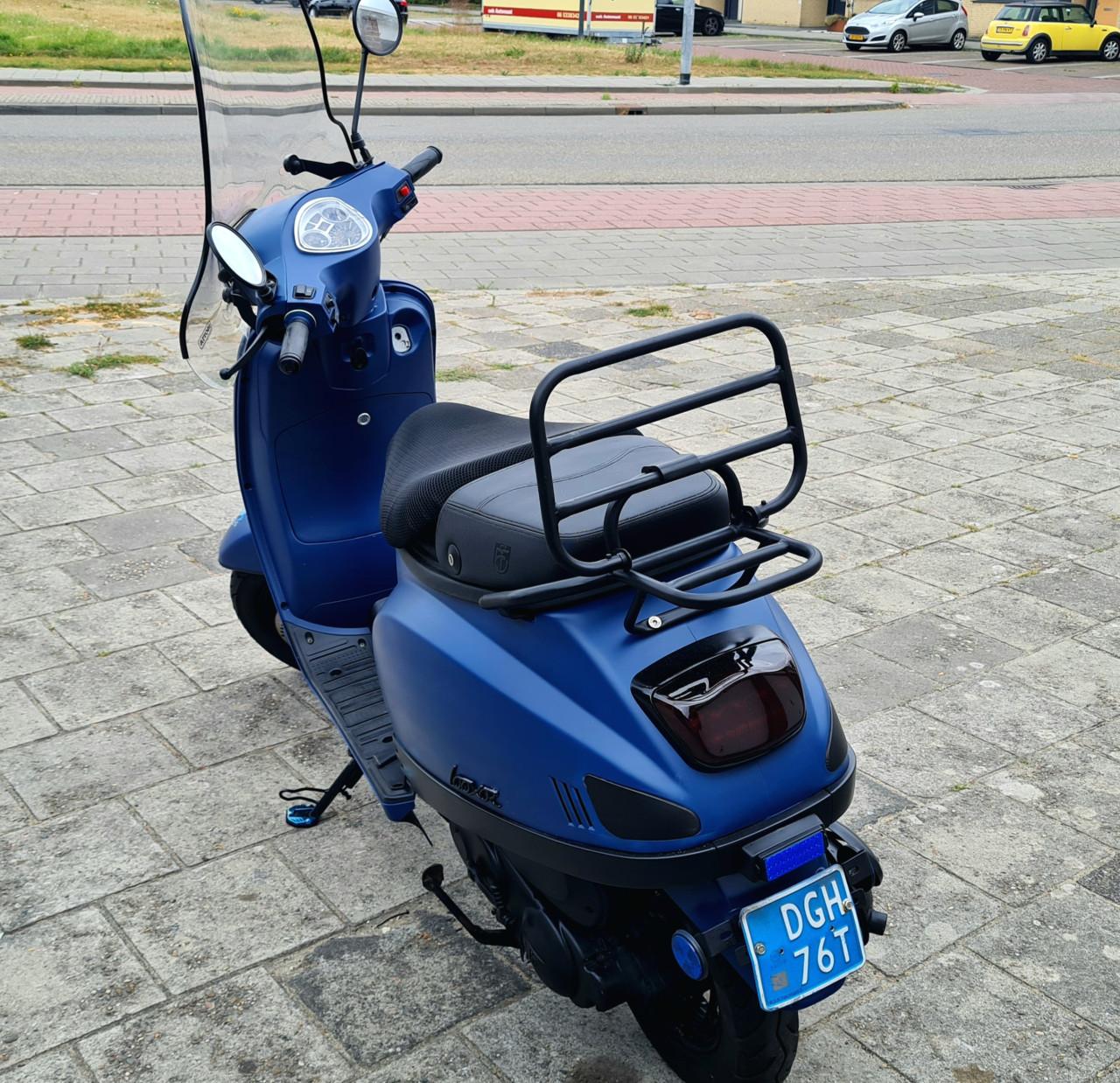 Btc Riva mat blauw 2016