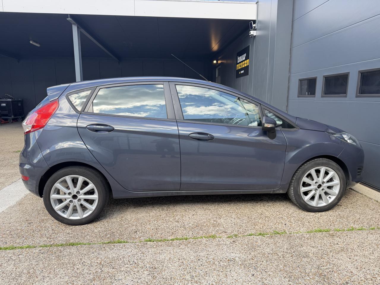 Ford Fiesta 1.25 52KW Trend 5DRS 2012 Blauw Airco Apk Nap