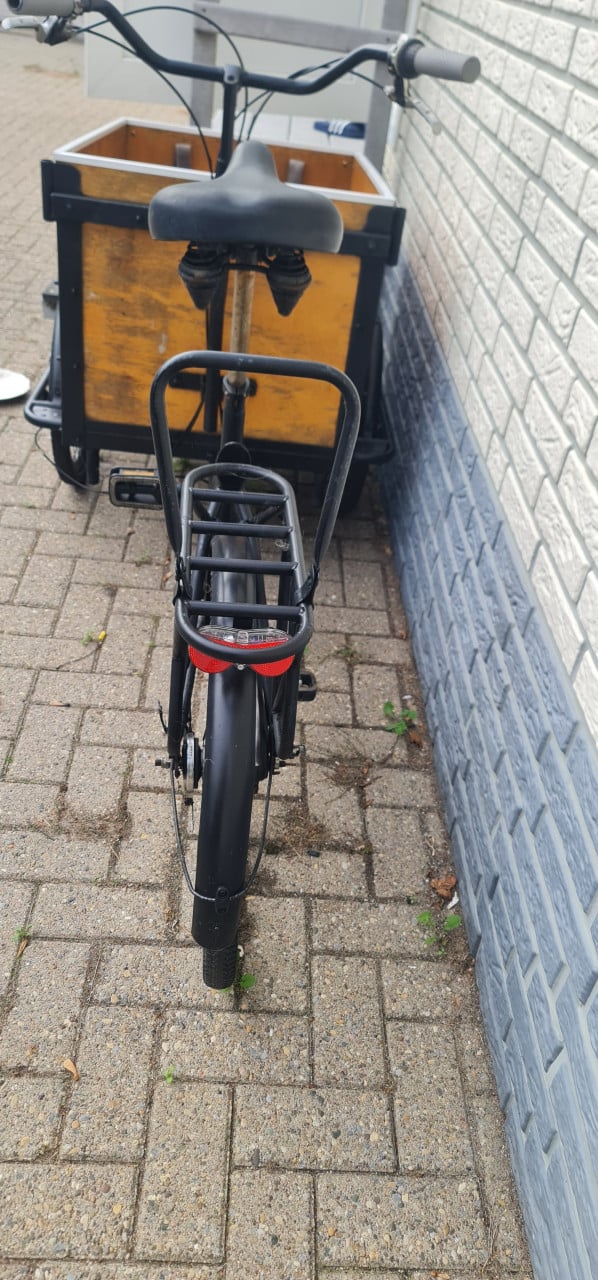 Te koop een bakfiets (niet elektrisch)