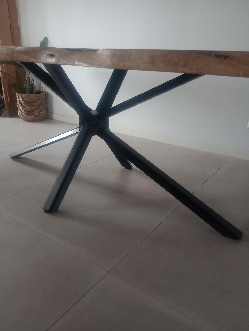 Boomstam eettafel massief hout 240x95/100