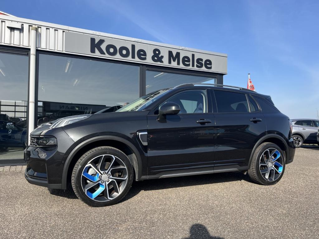 Lynk & Co 01 1.5 261pk phev 7dcth plug in hybrid , pano dak , 360gr camera 