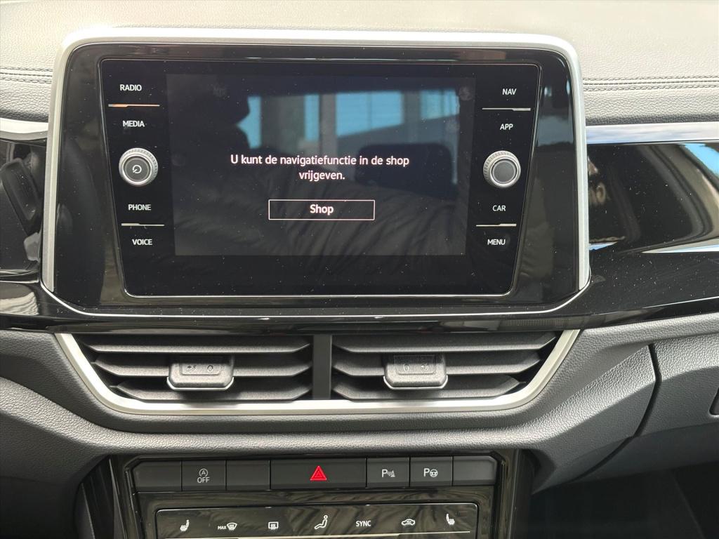 Volkswagen T-roc 1.5 tsi 150pk 7-dsg r-line|elek.klep|camera|dode hoek|iq l