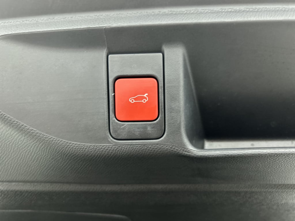Ds Ds 4 e-tense performance line+ | rijklaar | trekhaak achter |