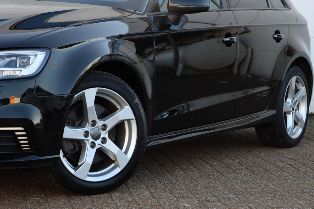 Audi A3 sportback 40 tfsi e-tron sport 204pk s-tronic