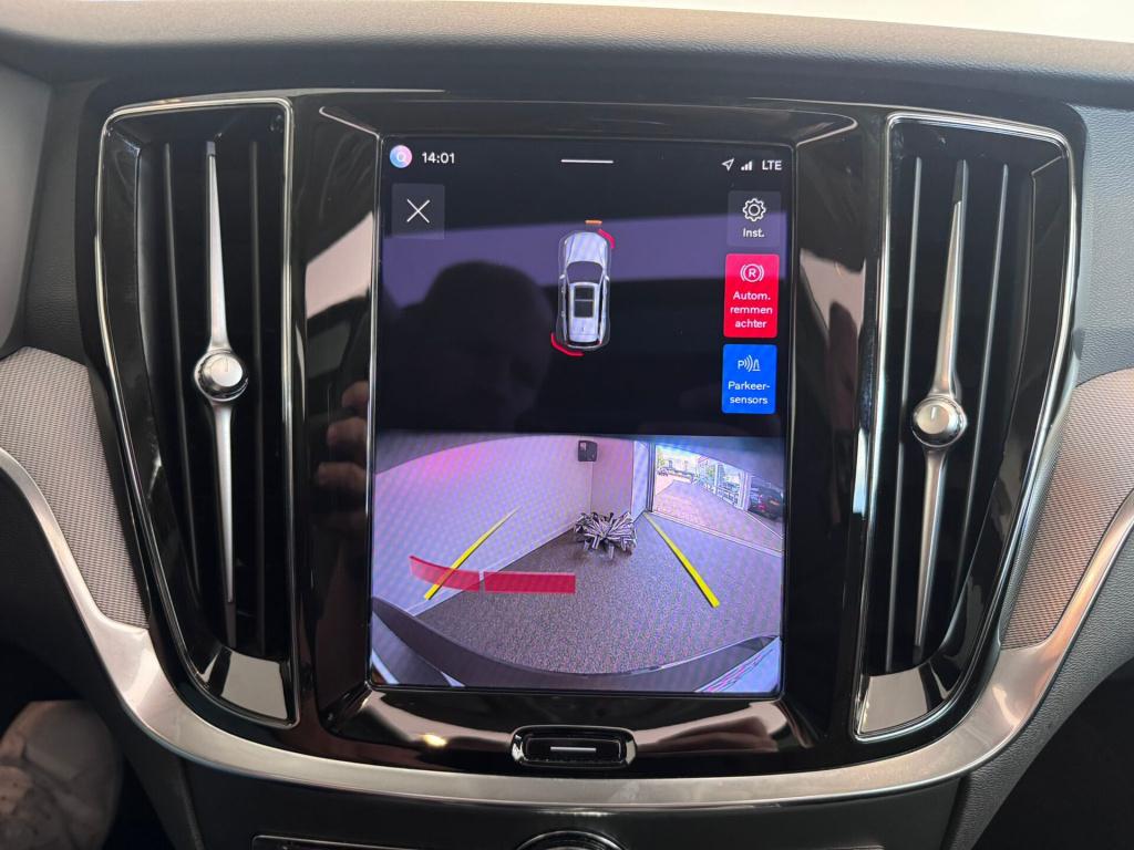 Volvo V60 2.0 t6 recharge awd inscription expression