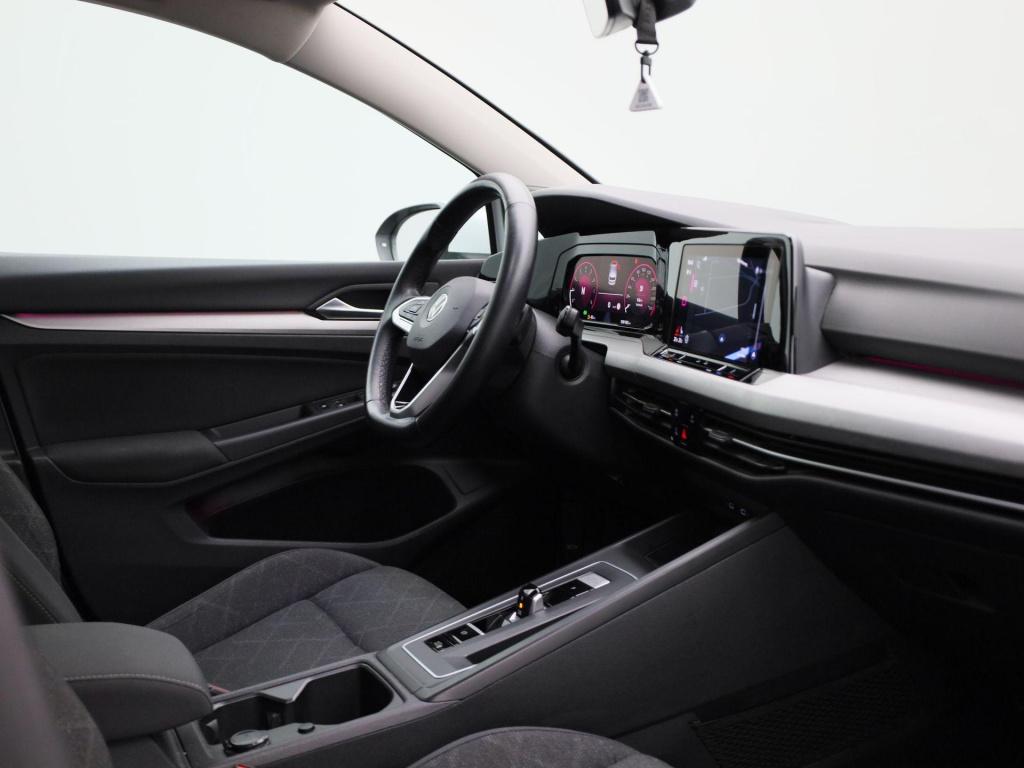 Volkswagen Golf 1.0 etsi life | automaat | stoel - stuur verwarming | navig