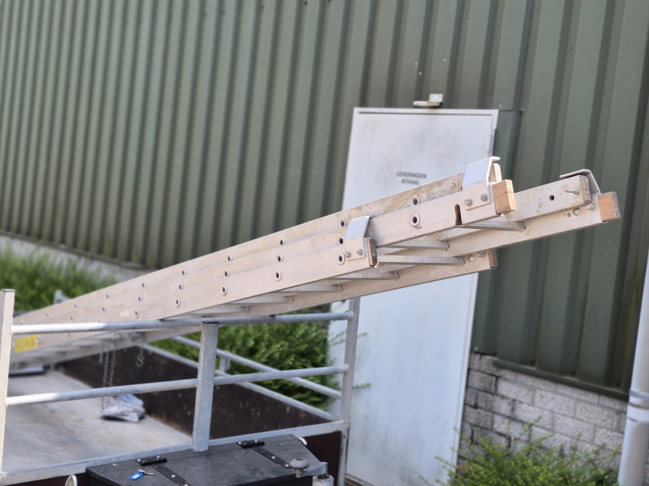 Ladder