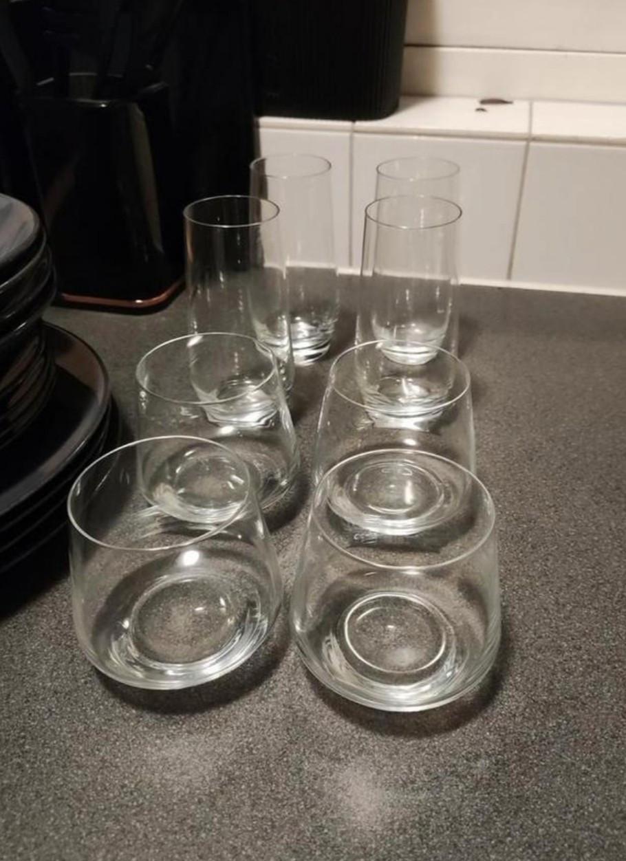 Servies voor 4 personen incl longdrink- en waterglazen