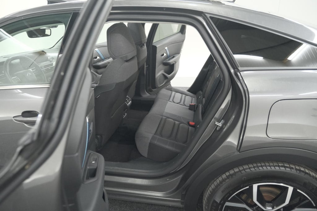 Citroen Ë-c4 shine 50 kwh | elektrisch panoramadak | camera | adaptieve cru