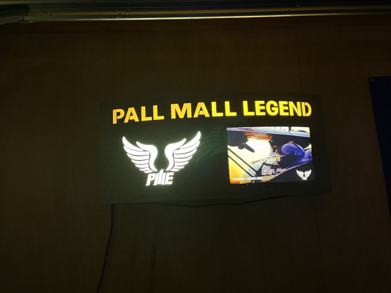 Pall Mall lichtbak reclame