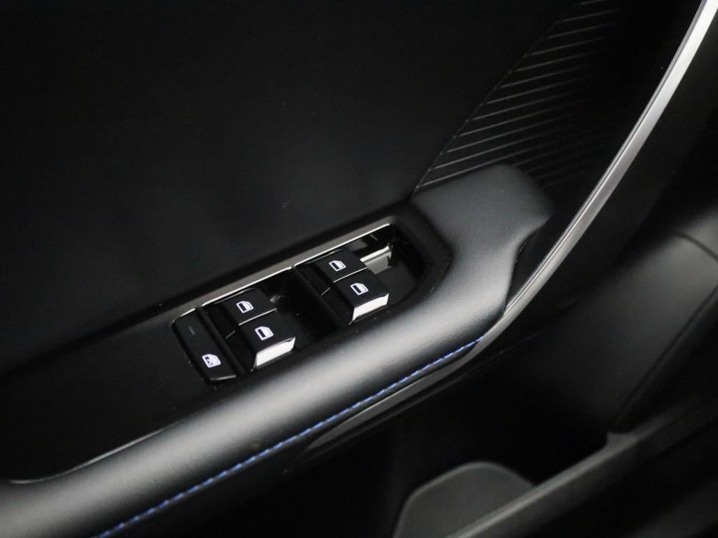 MG Mg4 64 kwh luxury