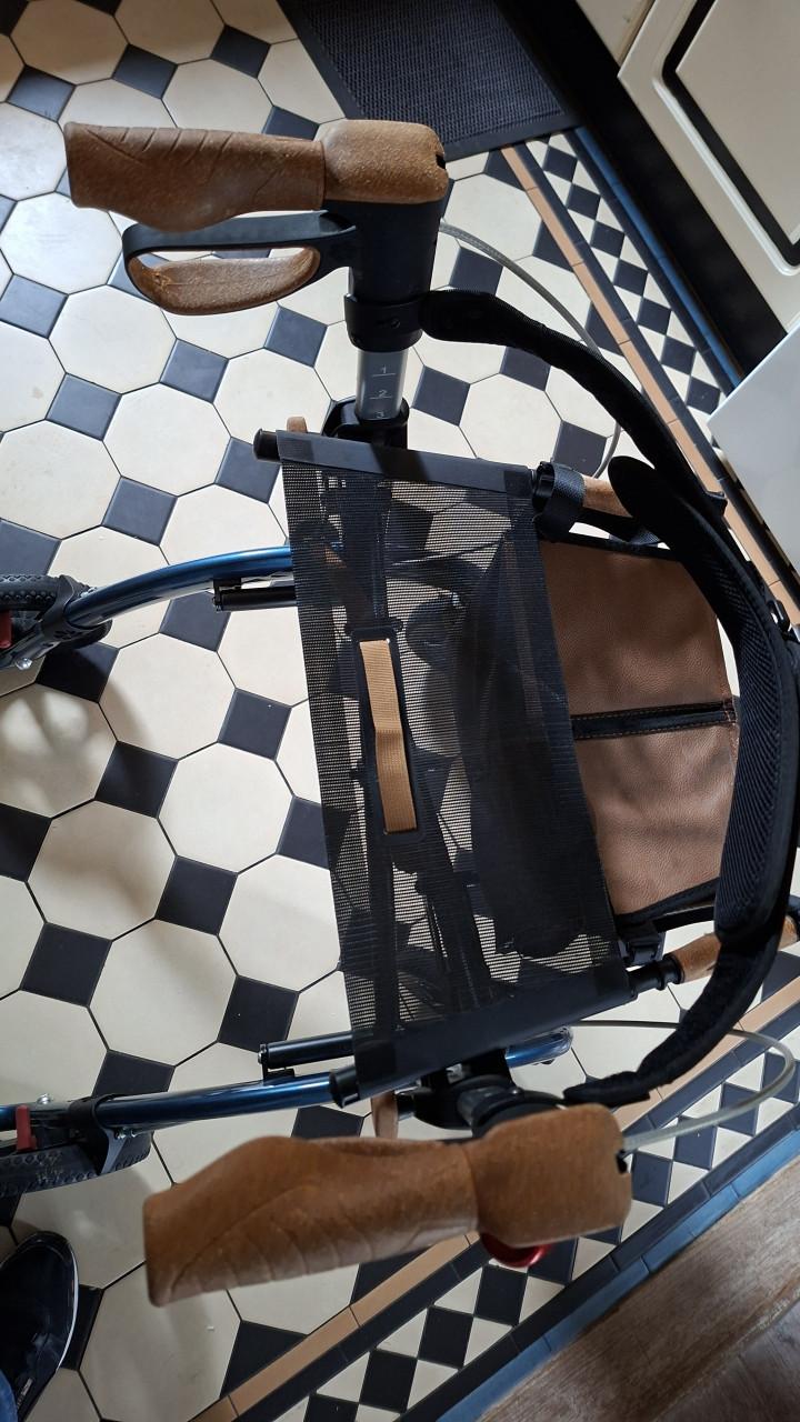 Rollator, Saljol Carbon CR 54