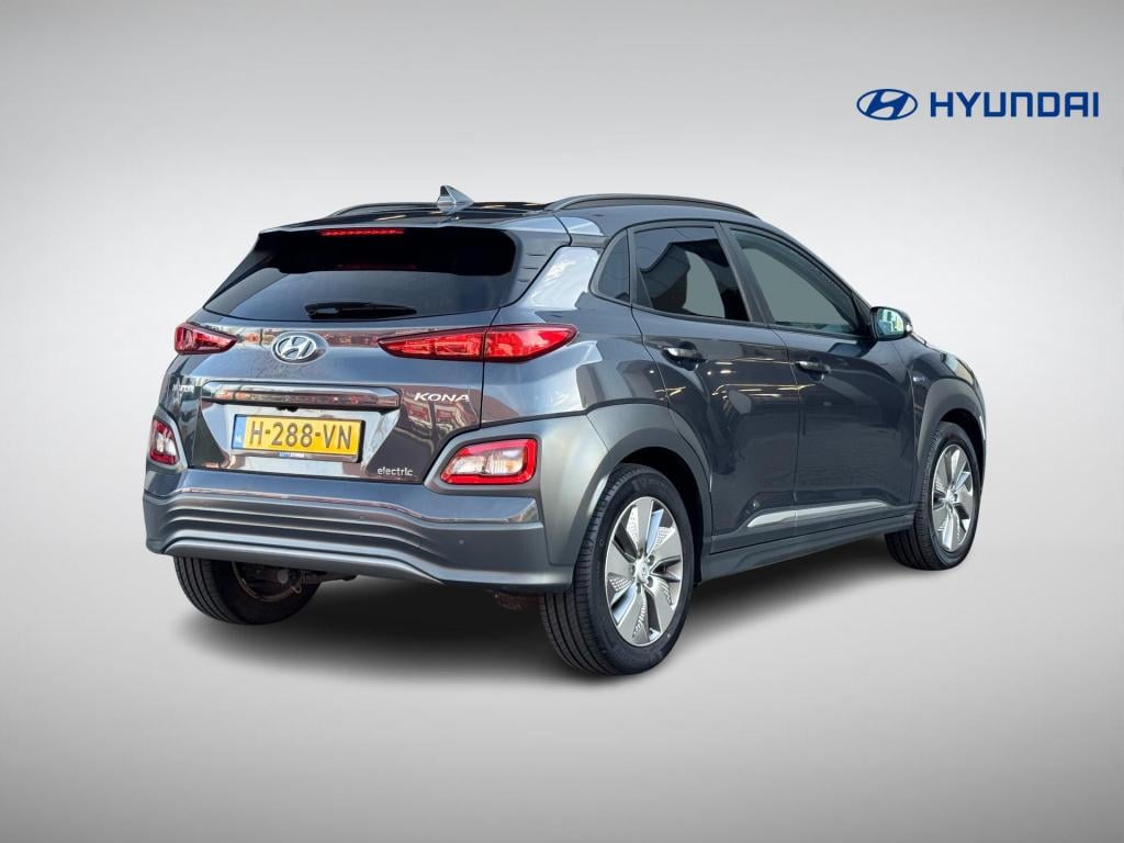 Hyundai Kona ev premium 64 kwh soh 97%, 3-fase lader nl-auto!