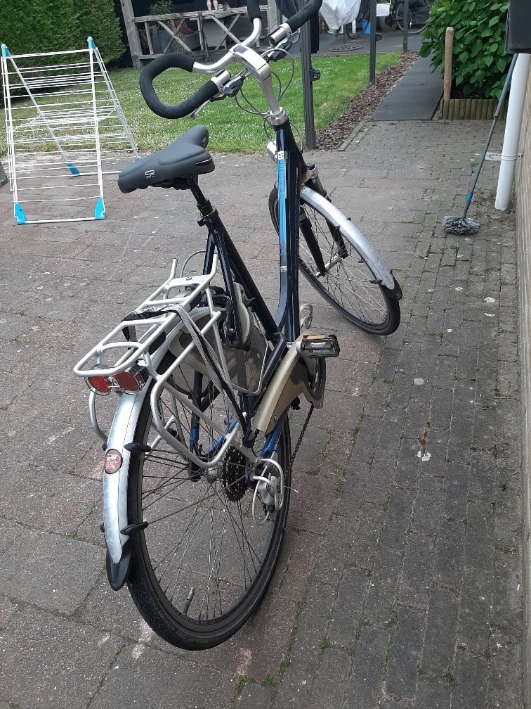 Batavus herenfiets, Batavus damesfiets, B-Twin jongens mountainbike