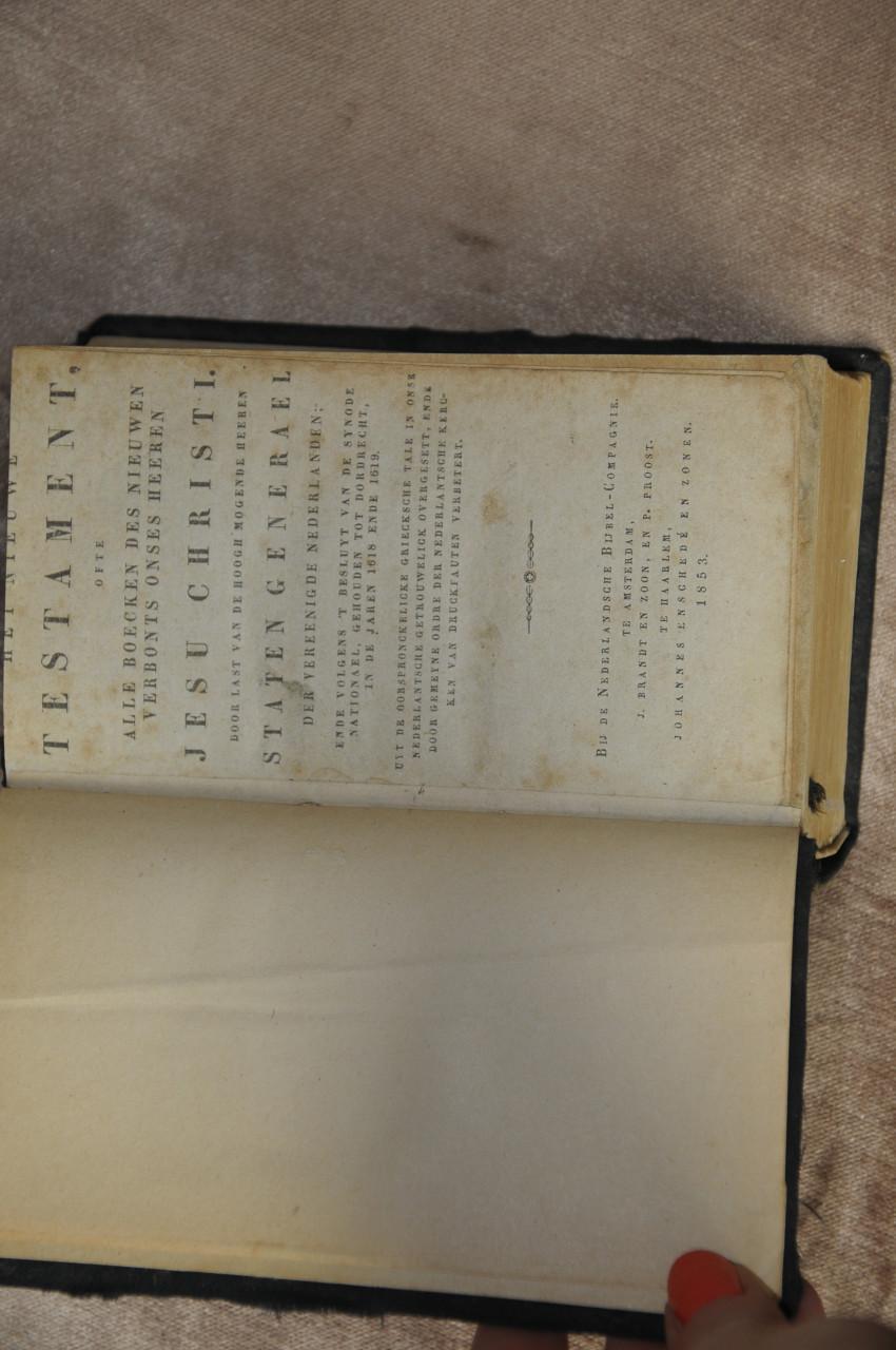 Oude Antieke bijbel met psalmen, uitgave 1853!