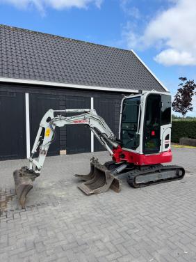 Takeuchi TB325R hele nette staat!!