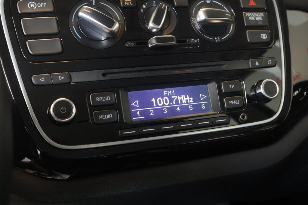 Volkswagen UP! 1.0 high up! bluemotion nl auto, airco, cruise controle, pdc