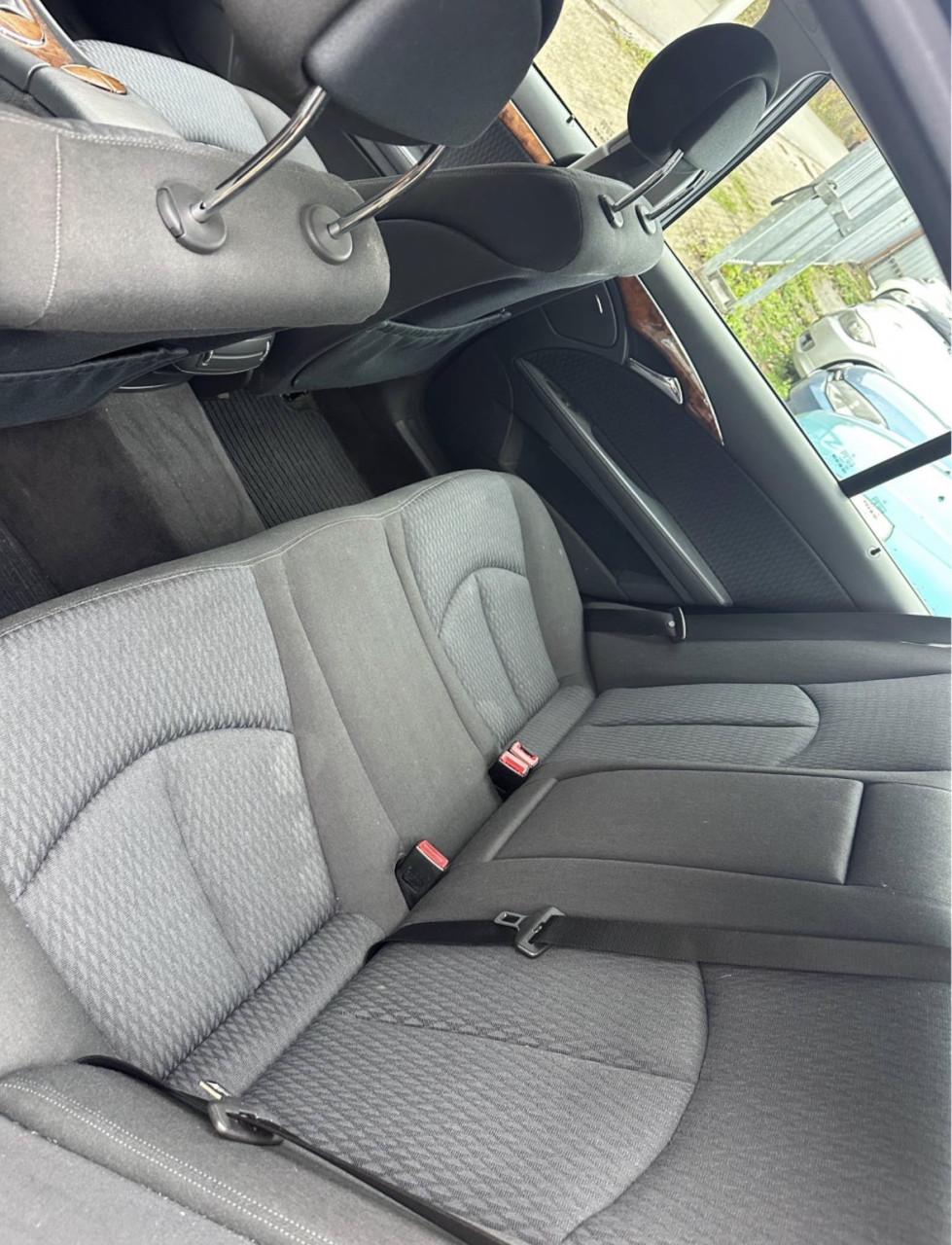 Mercedes E200 compressor Airco, Cruise, trekhaak, handgeschakeld